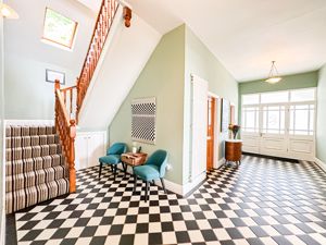 Photo 33- click for photo gallery